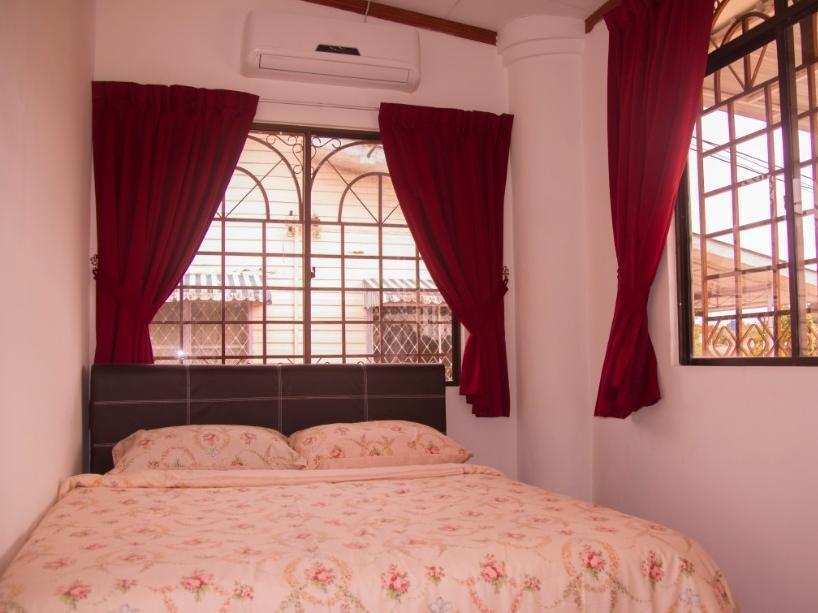 Bike And Tours Bed And Breakfast Lahad Datu Exteriér fotografie