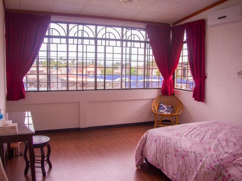 Bike And Tours Bed And Breakfast Lahad Datu Exteriér fotografie