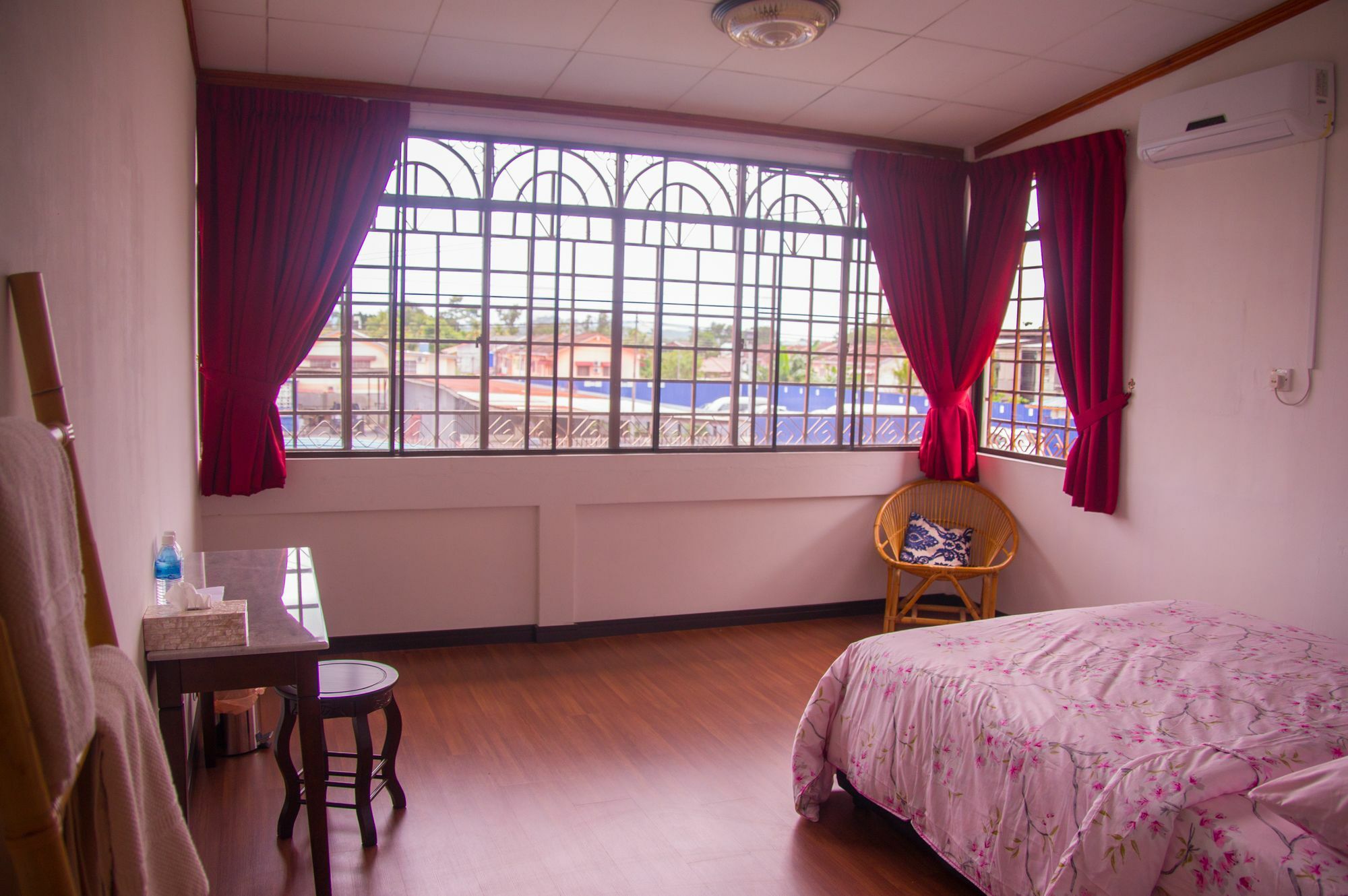 Bike And Tours Bed And Breakfast Lahad Datu Exteriér fotografie