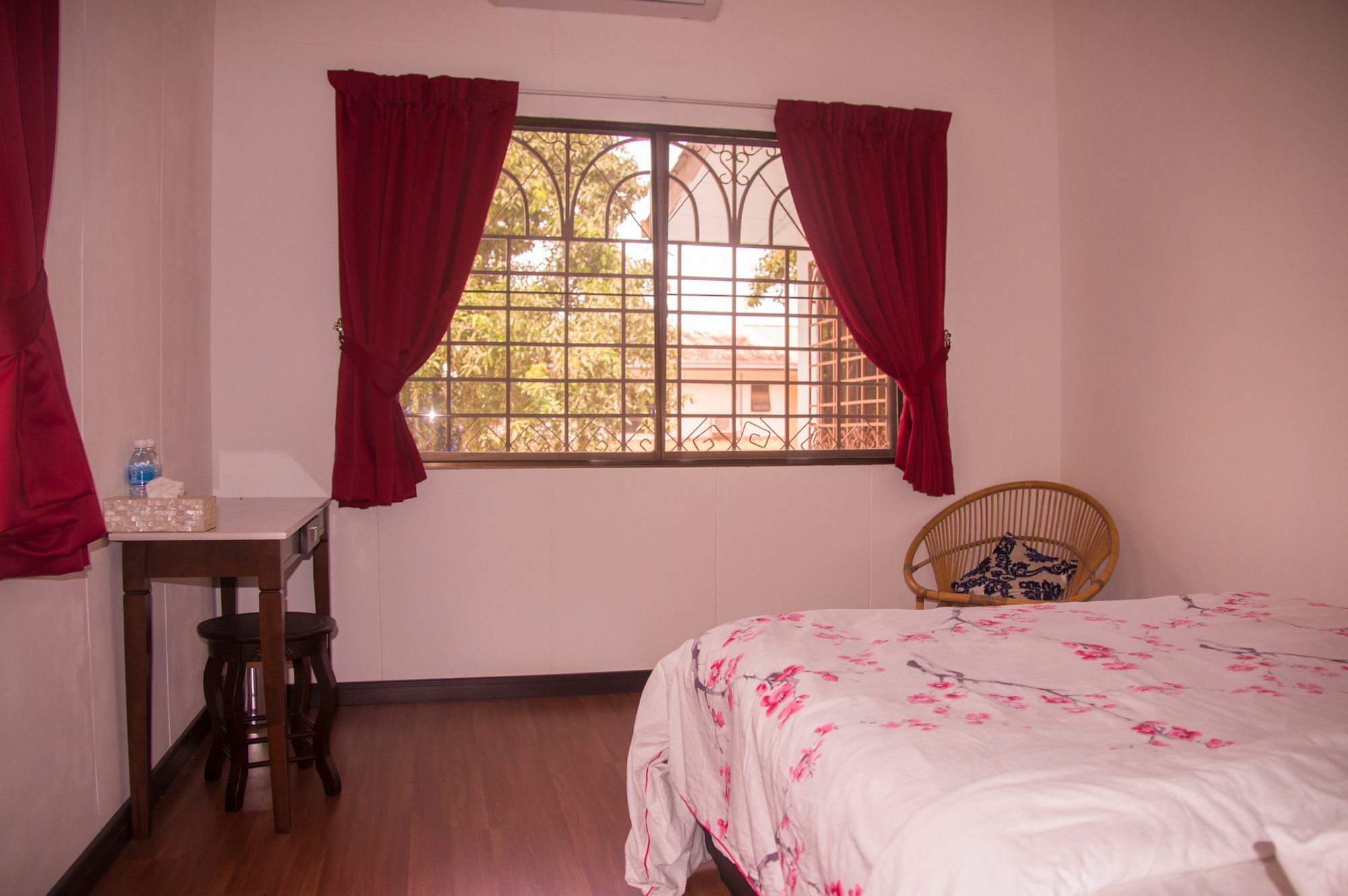 Bike And Tours Bed And Breakfast Lahad Datu Exteriér fotografie
