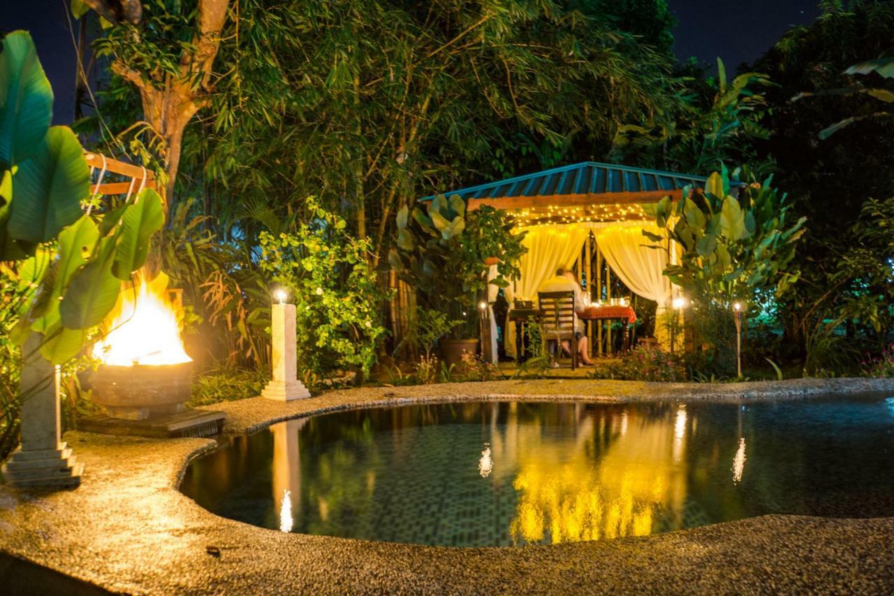 Bike And Tours Bed And Breakfast Lahad Datu Exteriér fotografie